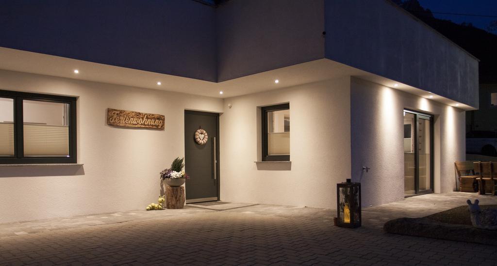 ノイシュティフト・イム・シュトゥーバイタールHaus Jedelerアパートメント エクステリア 写真